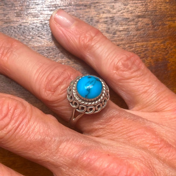 Sterling Silver Ring with Genuine Turquoise—Size 8 - Picture 6 of 7